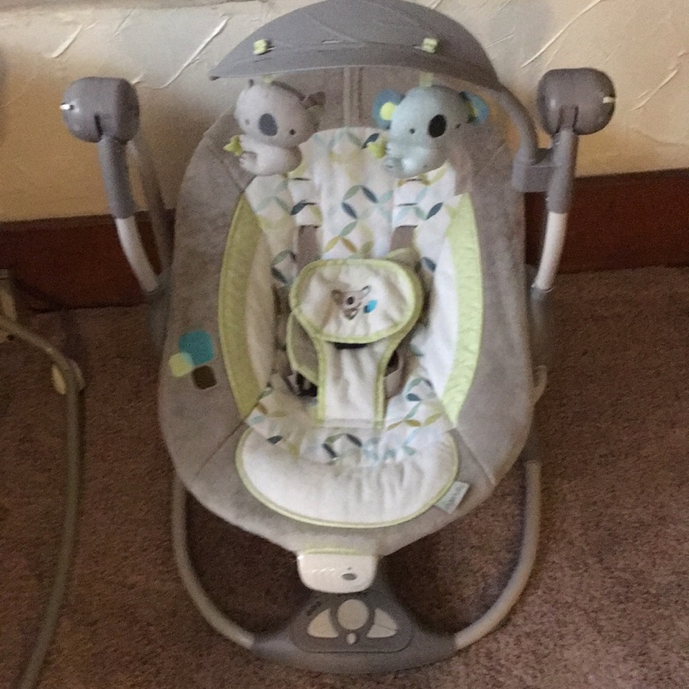 Baby swing